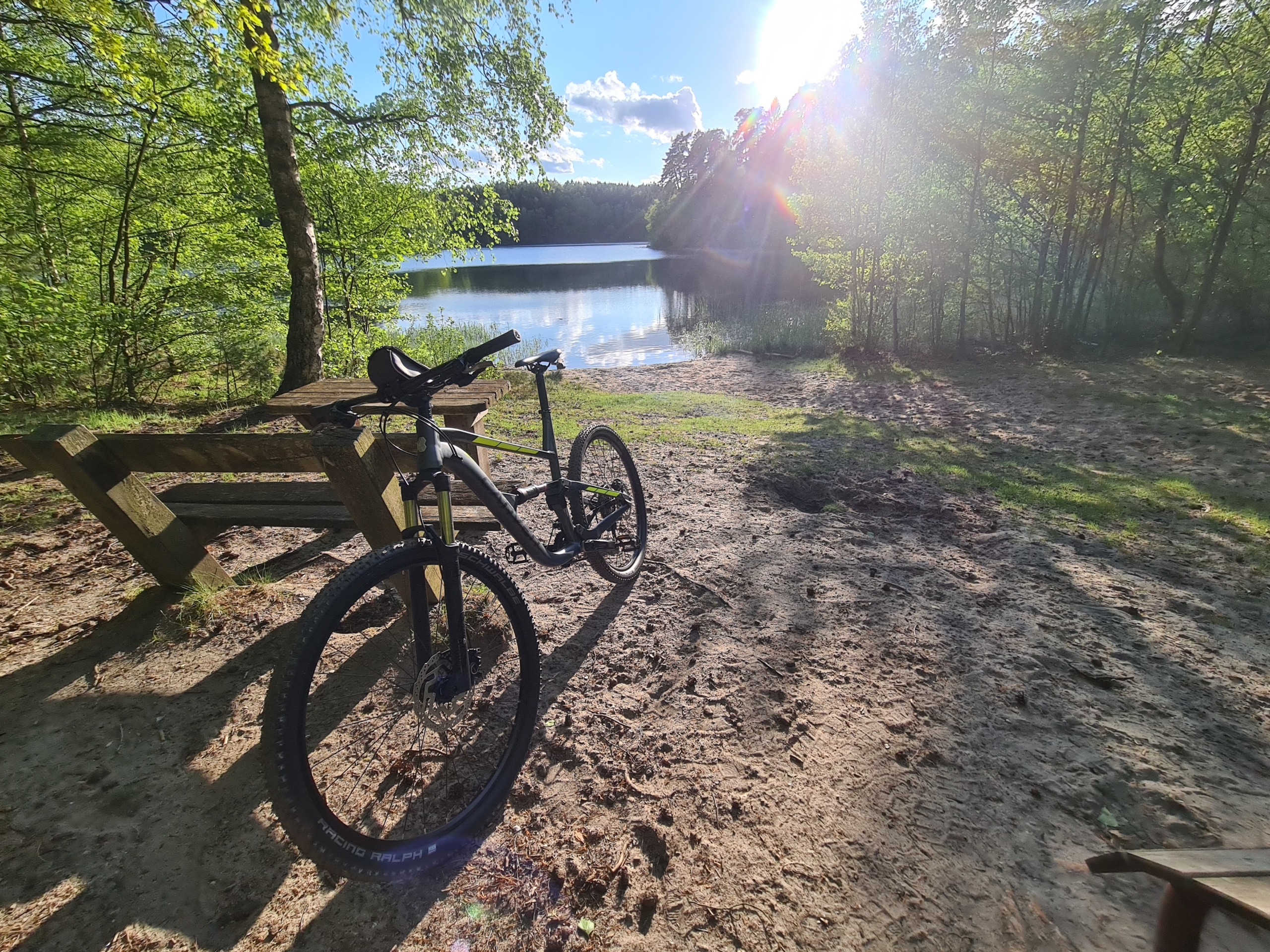 Spazierweg am Elbe-Lübeck-Kanal